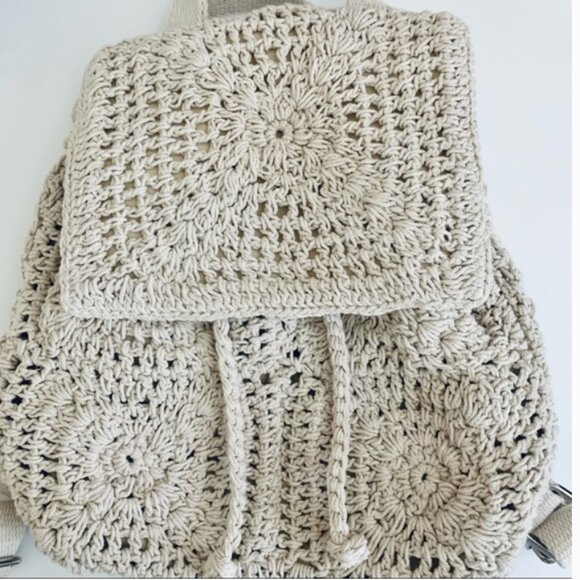 Wild Fable Ivory Floral Crocheted Mini Backpack NWOT - Picture 1 of 7